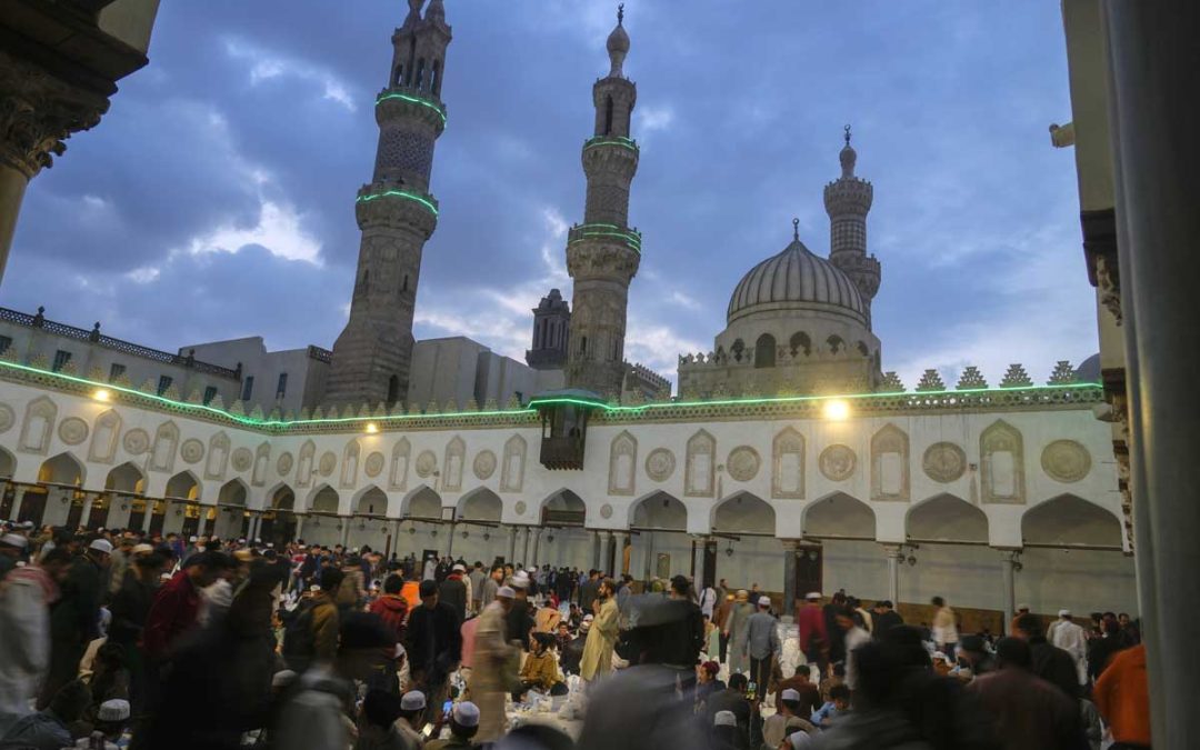 Egypt’s Ramadan good Samaritans forced to tighten their belts